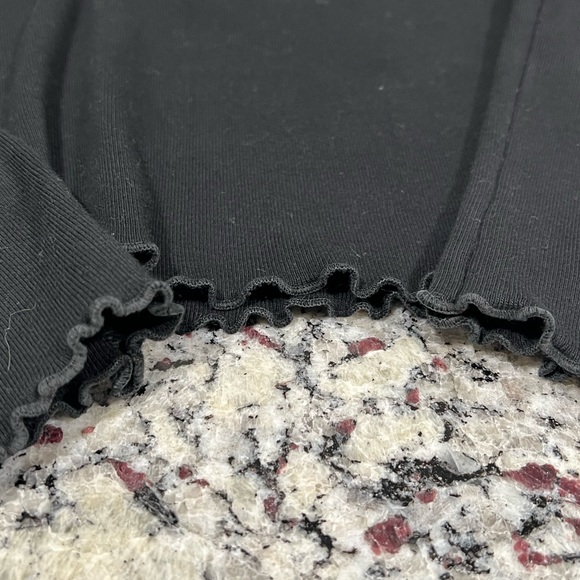 Sold - Picture 3 of 4